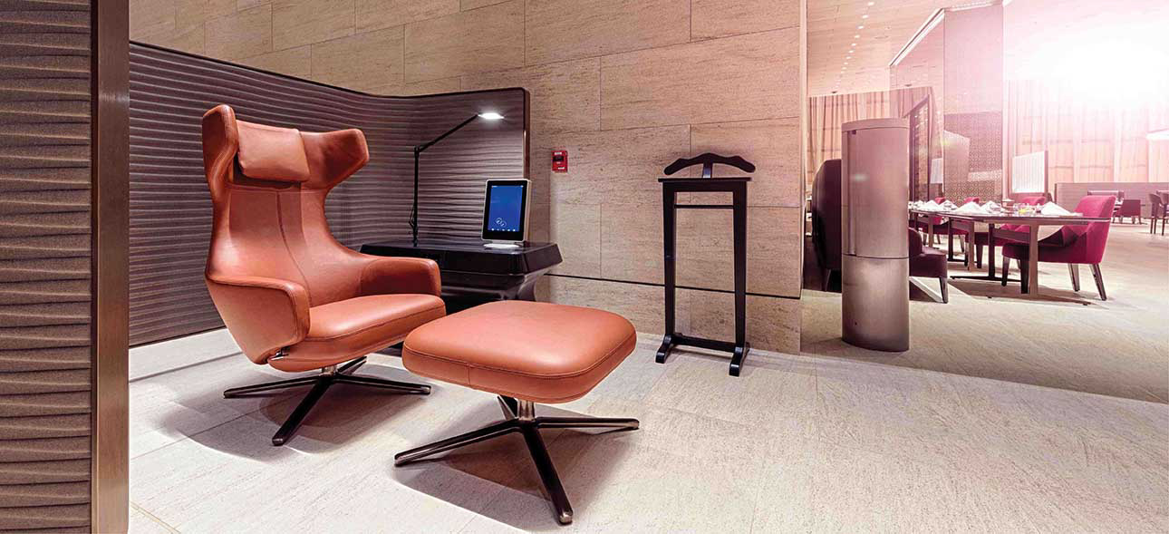 Al Safwa First Lounge